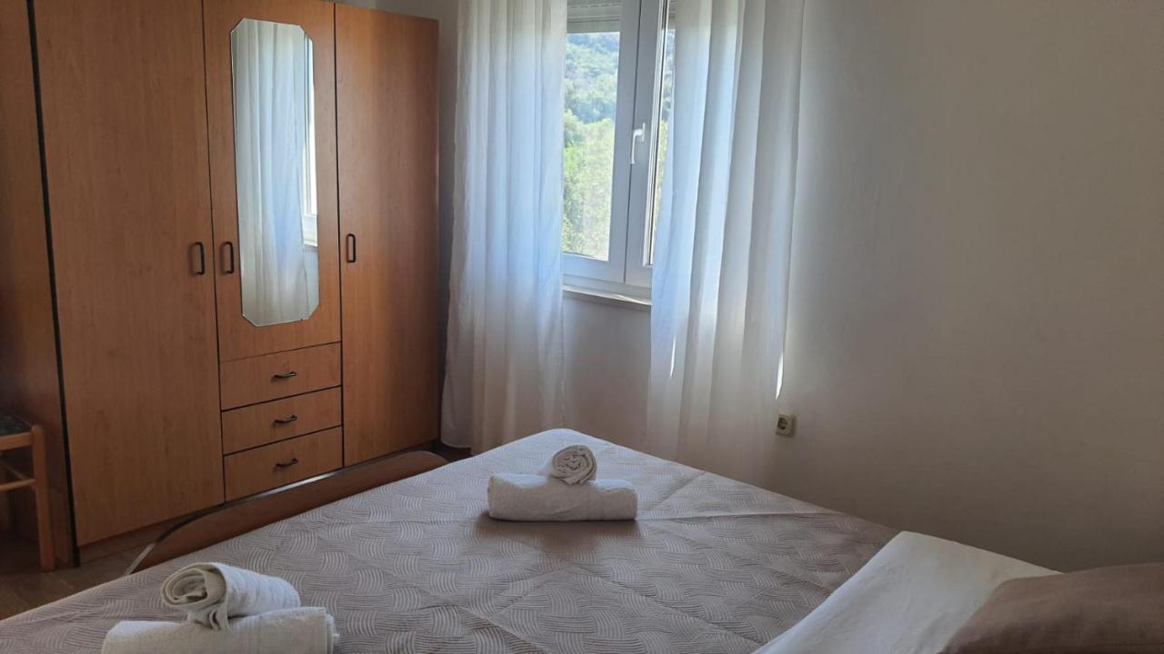 Apartments Irena Božava Екстериор снимка
