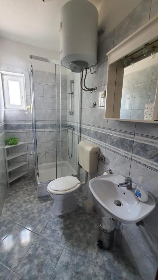 Apartments Irena Božava Екстериор снимка