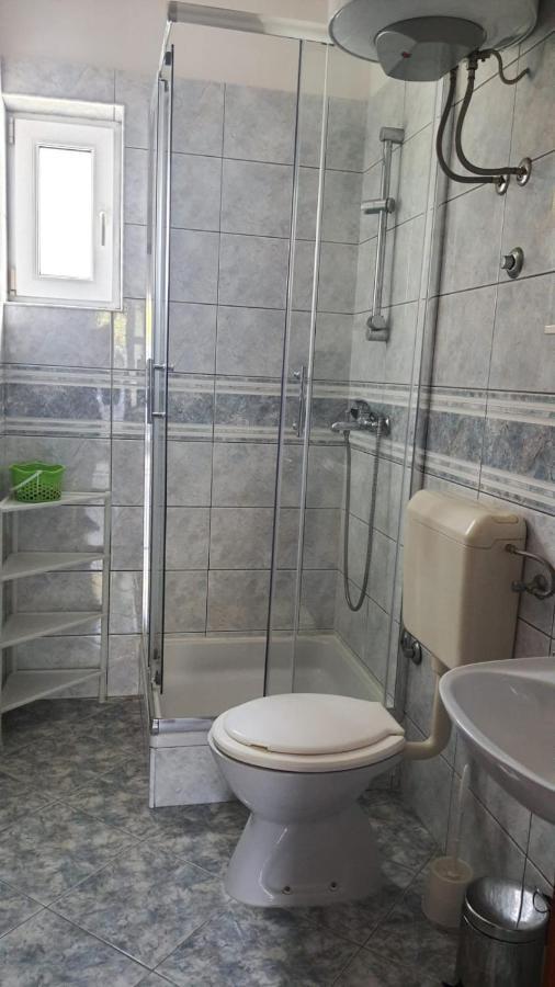 Apartments Irena Božava Екстериор снимка
