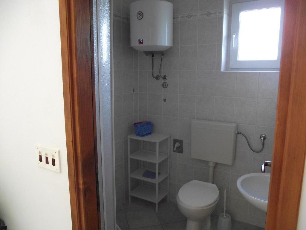 Apartments Irena Božava Екстериор снимка